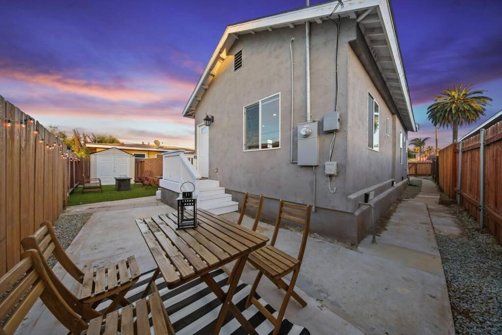 Trendy With Outdoor Space San Diego